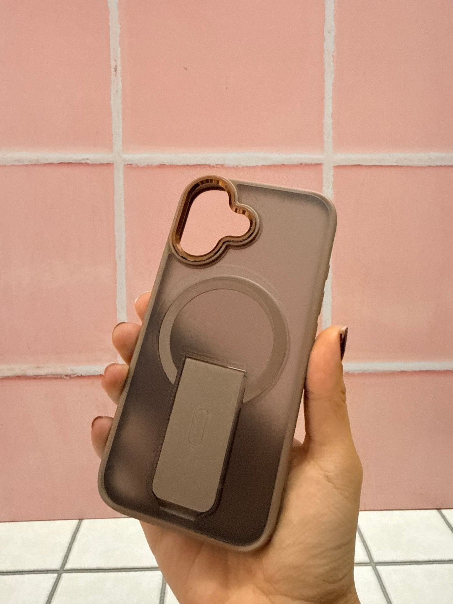 Case Luxury